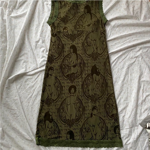 Hysteric Glamour Olive Graphic Dress - Picture 2 of 2